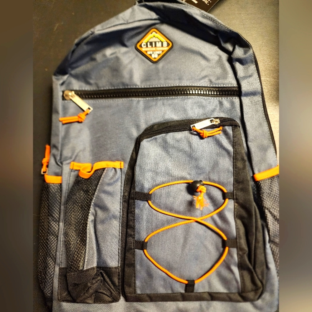 Mountain terrain better backpack